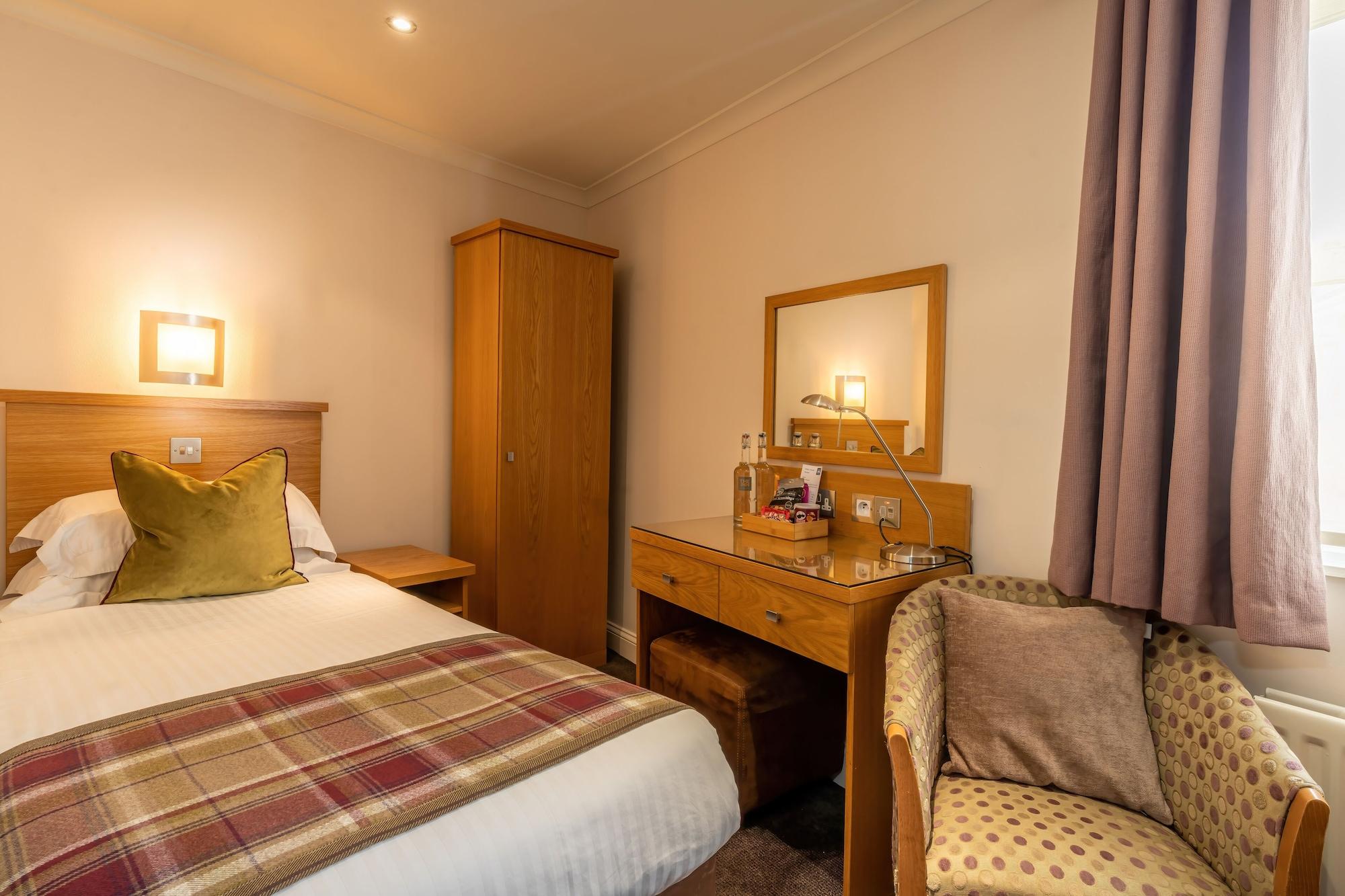 The Inn Hotel Bar And Restaurant Saint Helier Jersey Dış mekan fotoğraf